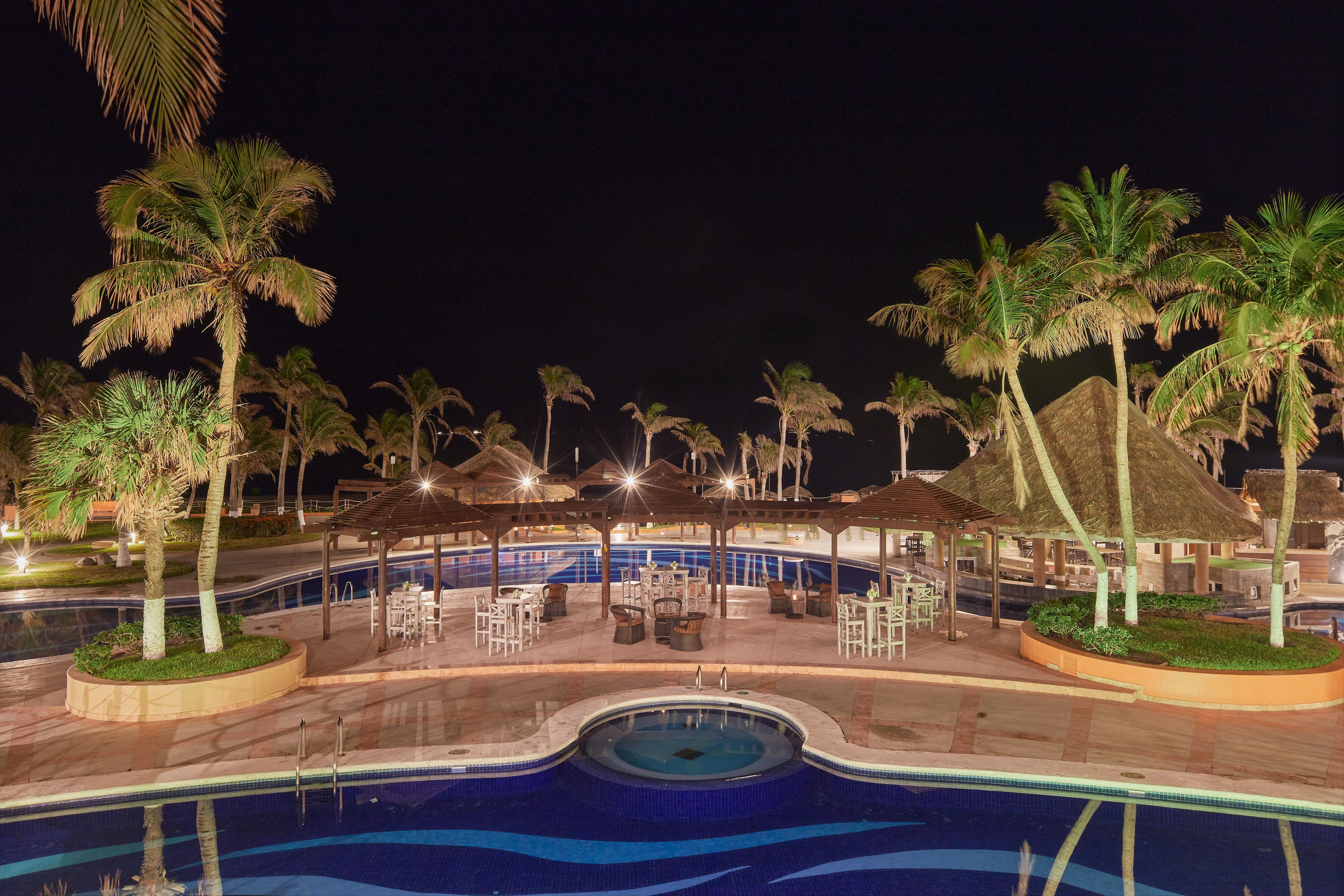 Grand Fiesta Americana Veracruz Exterior foto The pool at the Hard Rock Hotel